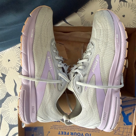 Brooks Trace 4 Tennis shoes - Picture 7 of 10